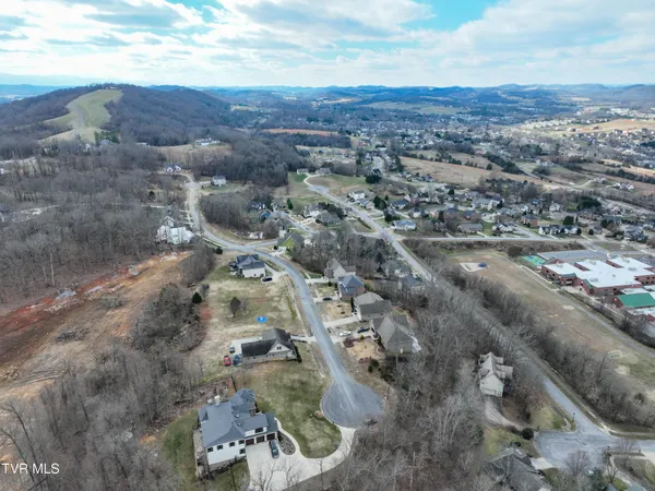 $625,000 | 581 Robert Court, Johnson City, TN 37601