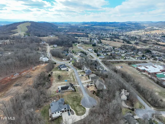 $690,000 | 581 Robert Court, Johnson City, TN 37601