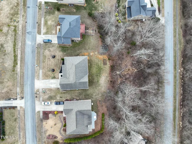 $690,000 | 581 Robert Court, Johnson City, TN 37601