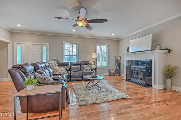 $625,000 | 581 Robert Court, Johnson City, TN 37601