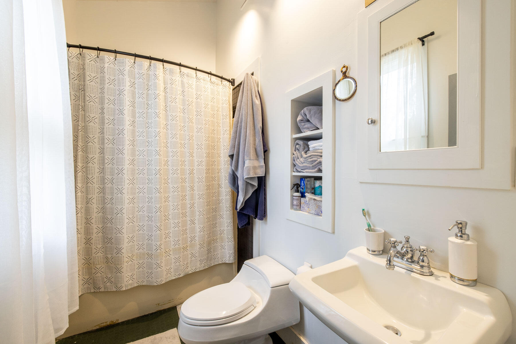 259 State Road West Tisbury, MA 02568 - Photo 13 of 23 Primary bath