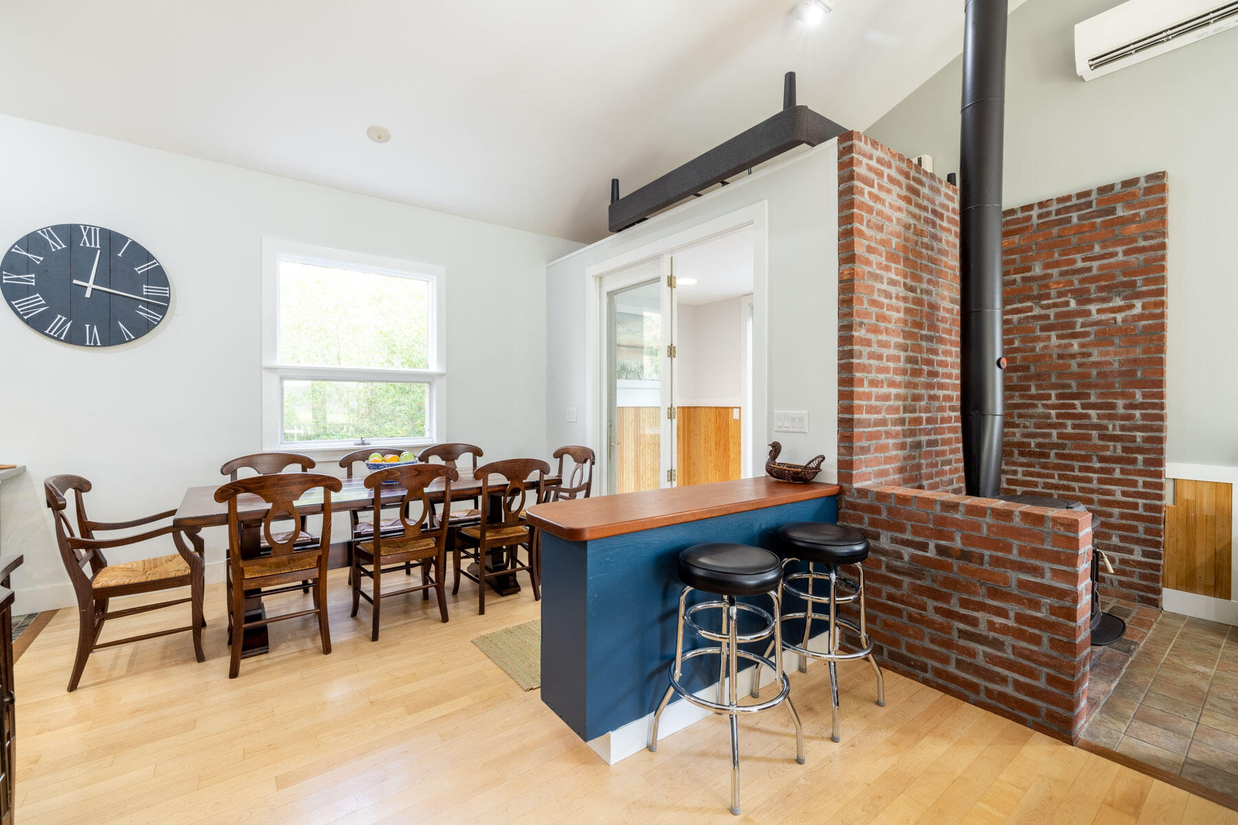 259 State Road West Tisbury, MA 02568 - Photo 23 of 23 Open floor plan