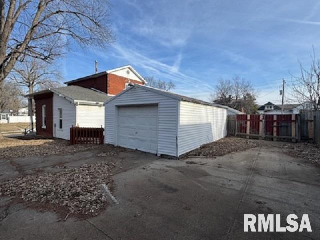 908 Spruce Street Quincy, IL 62301 - Photo 16 of 18