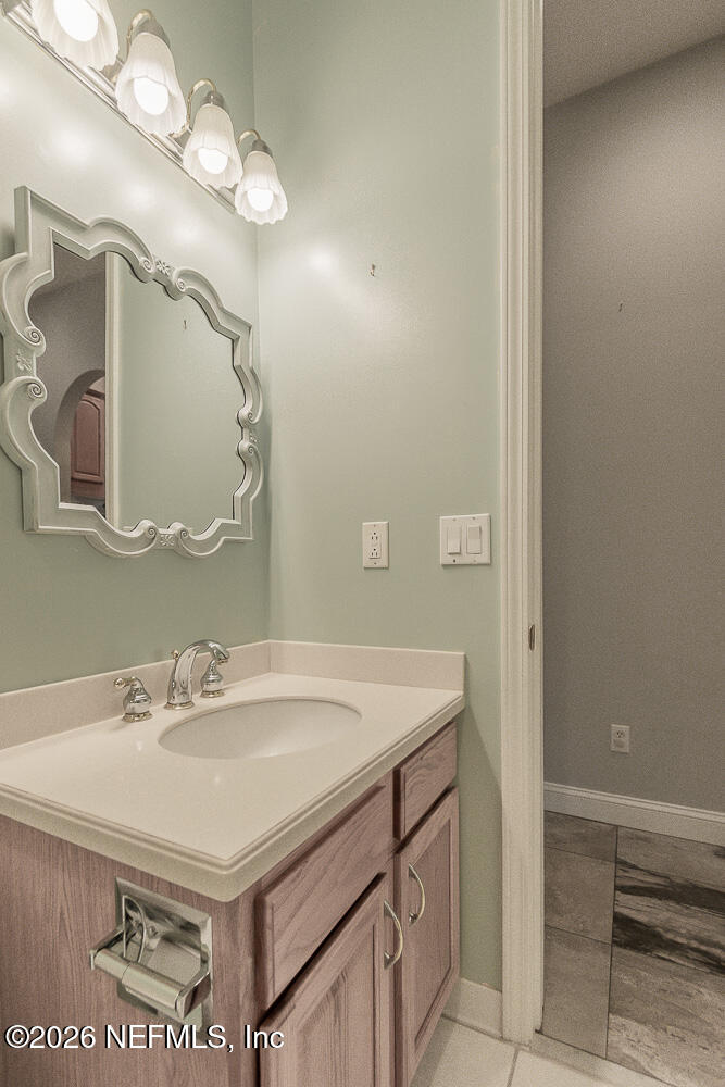 5466 River Trail Road North Jacksonville, FL 32277 - Photo 13 of 68 20260227_river_trail_rd_s_1512