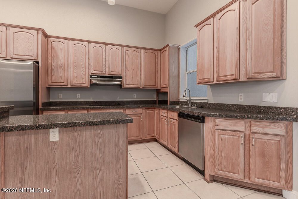 5466 River Trail Road North Jacksonville, FL 32277 - Photo 17 of 68 20260227_river_trail_rd_s_1488
