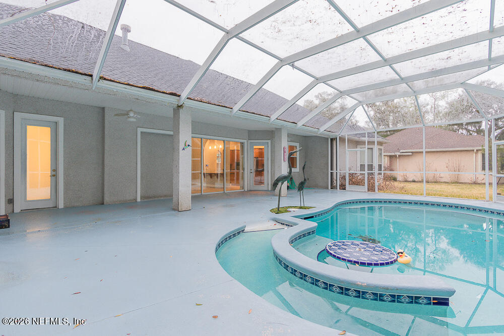 5466 River Trail Road North Jacksonville, FL 32277 - Photo 5 of 68 20260227_river_trail_rd_s_1548