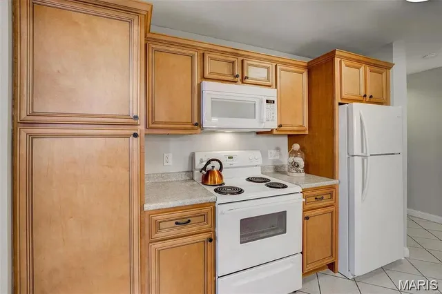 $1,900 | 4256 Maryland Avenue, Unit LLE, St. Louis, MO 63108