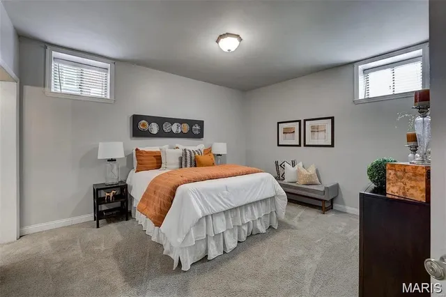 $1,900 | 4256 Maryland Avenue, Unit LLE, St. Louis, MO 63108