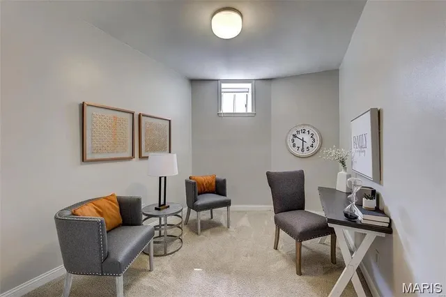 $1,900 | 4256 Maryland Avenue, Unit LLE, St. Louis, MO 63108