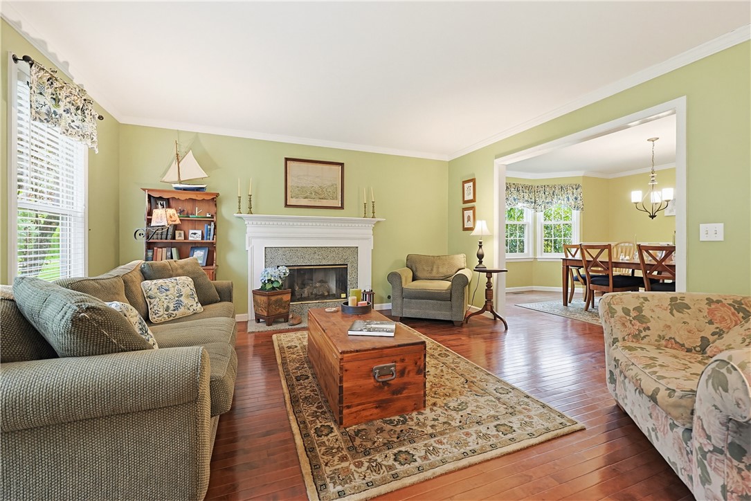 28 Rockridge Road Westerly, RI 02891 - Photo 8 of 40