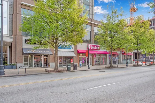 a view of roof with sitting area