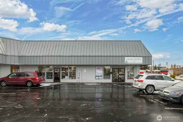 a car parked in front of a building