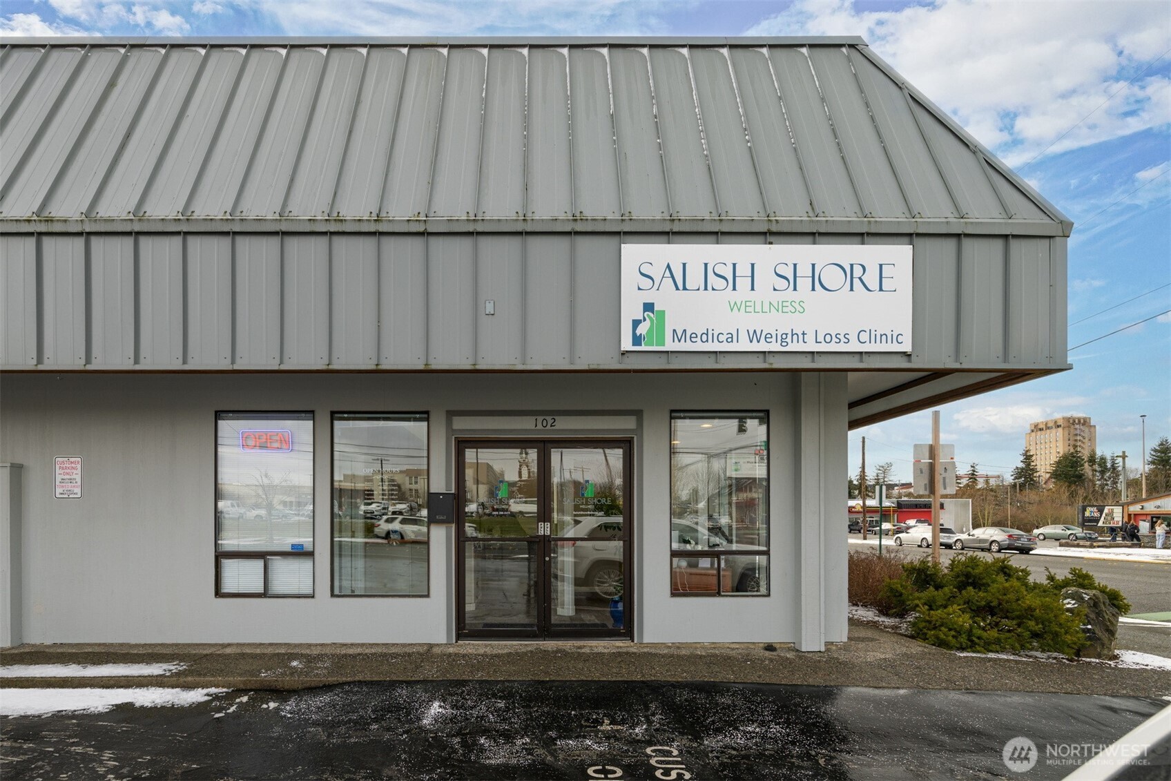 102 Ohio Street, Unit 203 Bellingham, WA 98225 - Photo 4 of 21 a view of a entrance door of the building