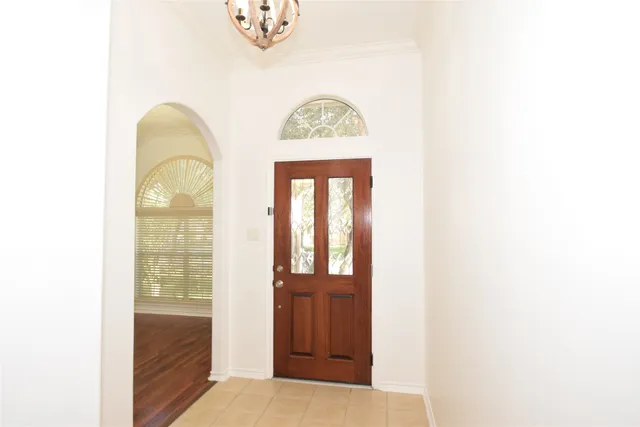 a view of a windows in a room