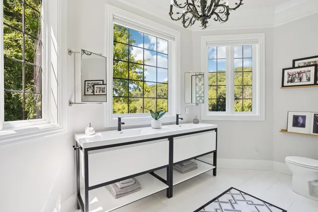 $2,790,000 | 1060 Natchez Valley Lane, Franklin, TN 37064