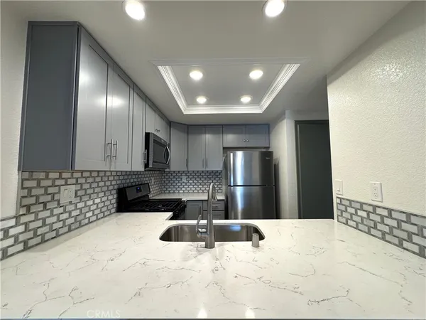 $2,500 | 3515 West Stonepine Lane, Unit D, Anaheim, CA 92804