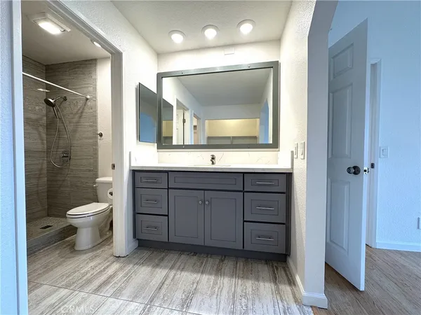 $2,500 | 3515 West Stonepine Lane, Unit D, Anaheim, CA 92804