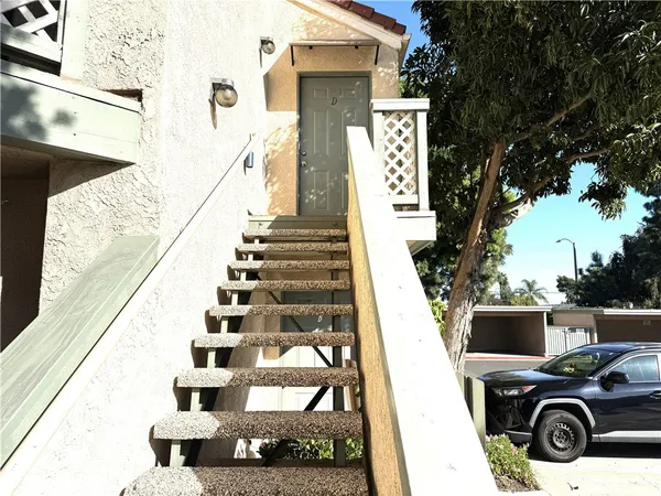 $2,500 | 3515 West Stonepine Lane, Unit D, Anaheim, CA 92804