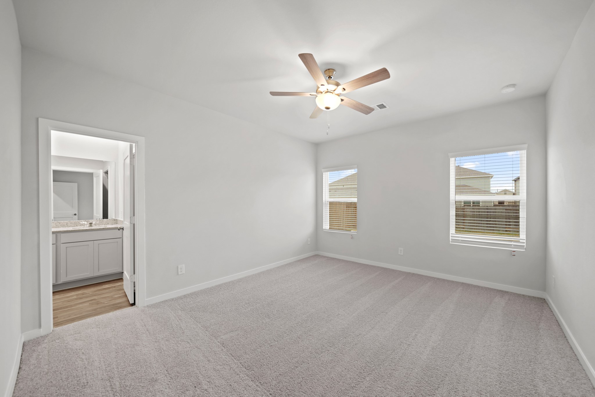 622 Cherry Tree Drive La Marque, TX 77568 - Photo 9 of 21 representative photo