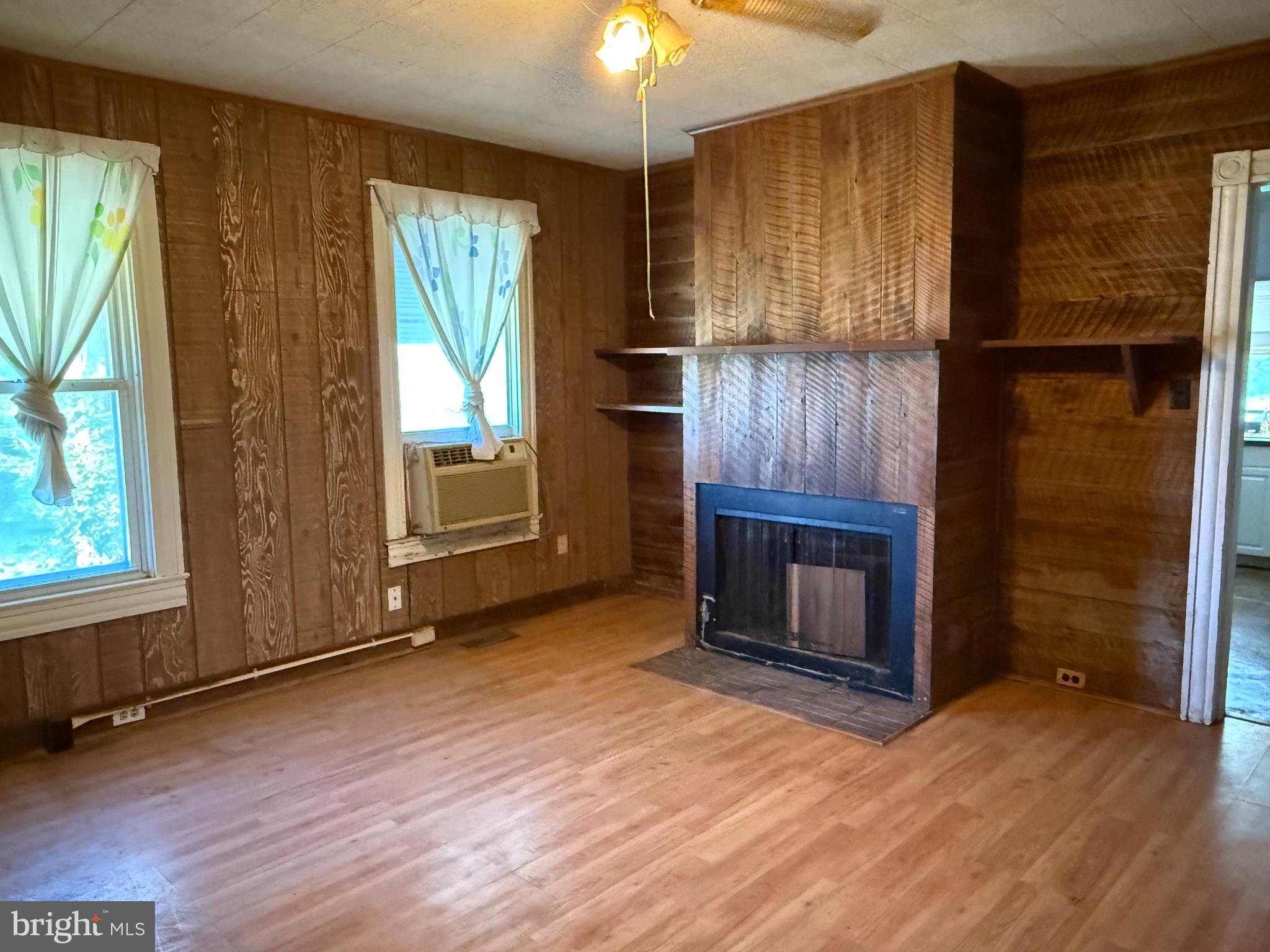 31597 East Line Road Delmar, MD 21875 - Photo 14 of 23 Dining