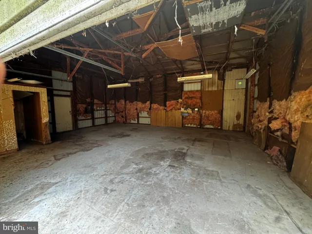 a view of under construction room