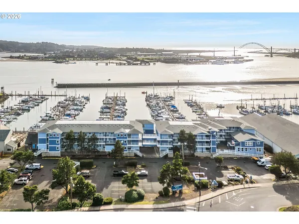 $329,000 | 890 Southeast Bay Blvd., Unit 104, Newport, OR 97365