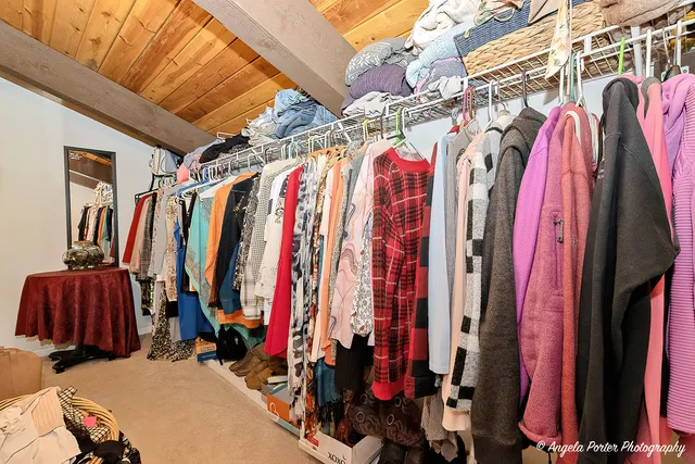 $770,000 | 6509 Oak Hill Drive, Richmond, IL 60071