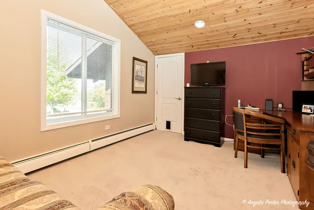 $770,000 | 6509 Oak Hill Drive, Richmond, IL 60071