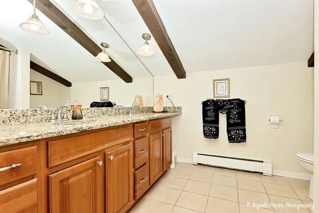 $770,000 | 6509 Oak Hill Drive, Richmond, IL 60071