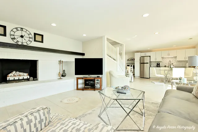 $770,000 | 6509 Oak Hill Drive, Richmond, IL 60071