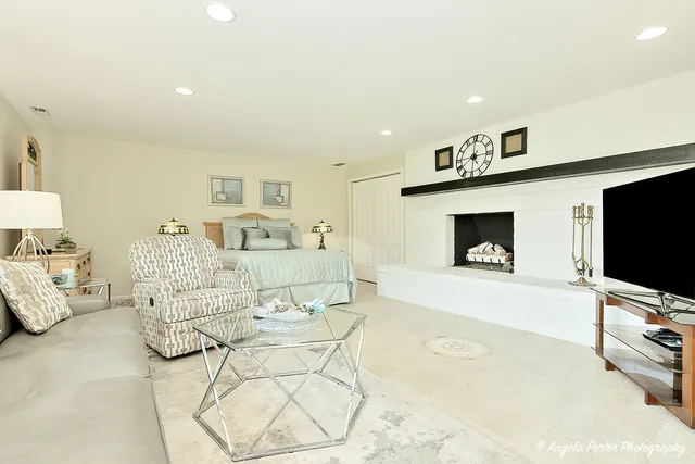 $770,000 | 6509 Oak Hill Drive, Richmond, IL 60071