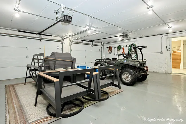 $770,000 | 6509 Oak Hill Drive, Richmond, IL 60071