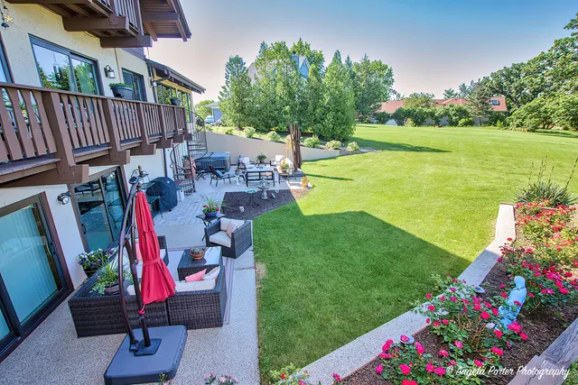 $770,000 | 6509 Oak Hill Drive, Richmond, IL 60071