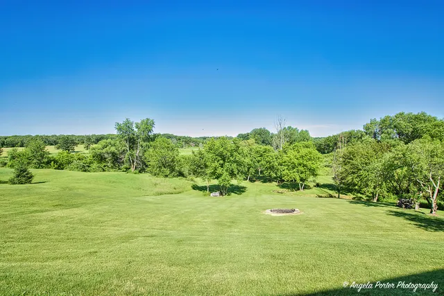 $770,000 | 6509 Oak Hill Drive, Richmond, IL 60071