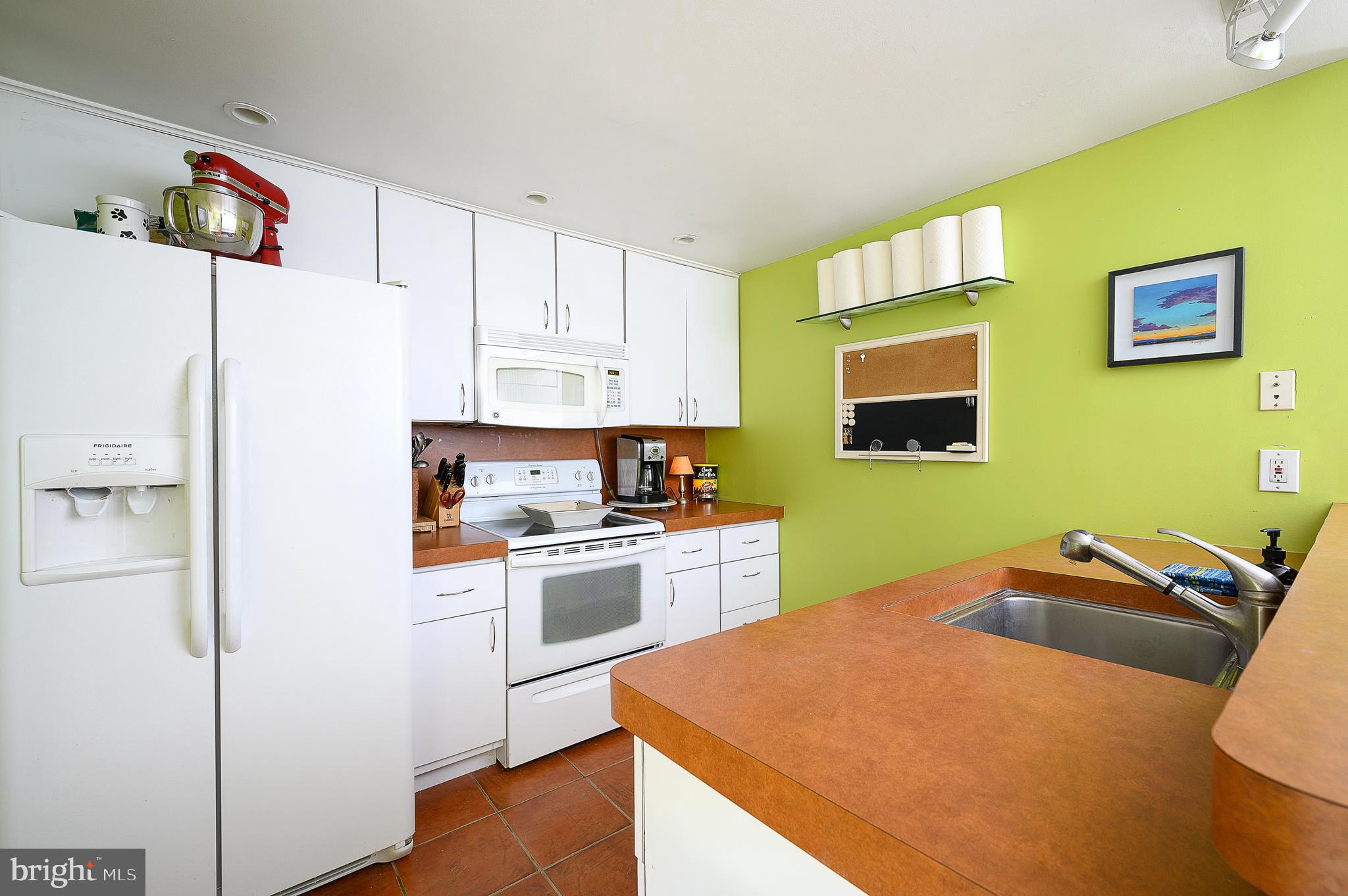 529 Beaver Road Glenside, PA 19038 - Photo 8 of 28 Gallery Image 8