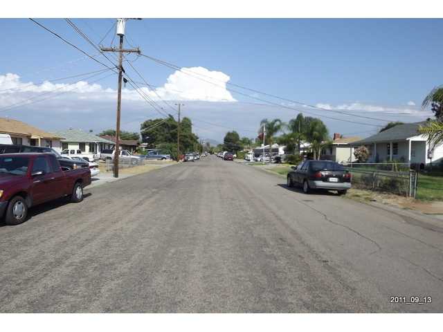 1186 Andover Road El Cajon, CA 92019 - Photo 24 of 25 Street Scene 1