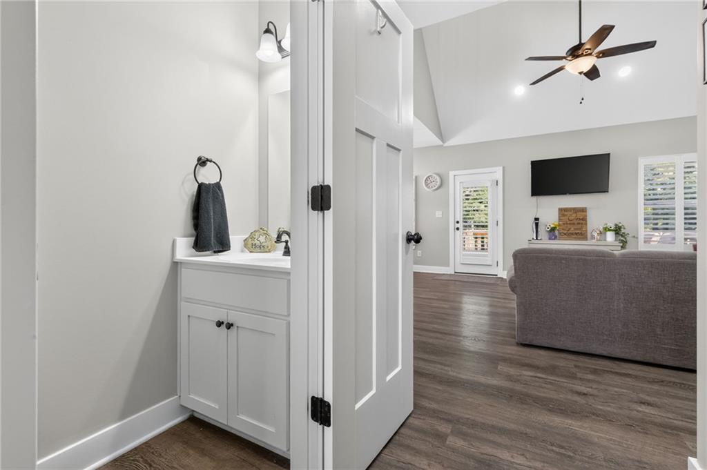 7 Southeast 230th Road Warrensburg, MO 64093 - Photo 16 of 48 Gallery Image 16