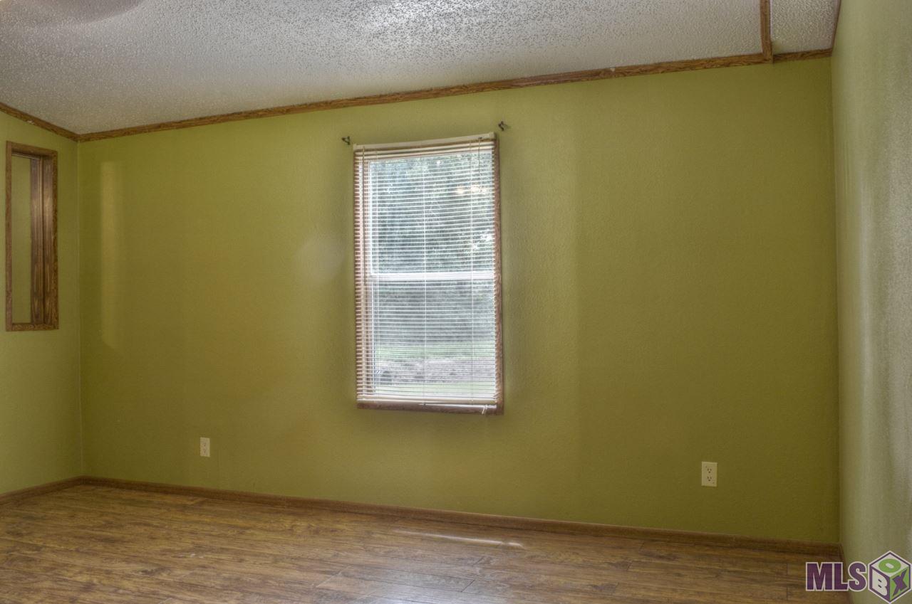 14171 Roddy Road Gonzales, LA 70737 - Photo 4 of 25 Gallery Image 4
