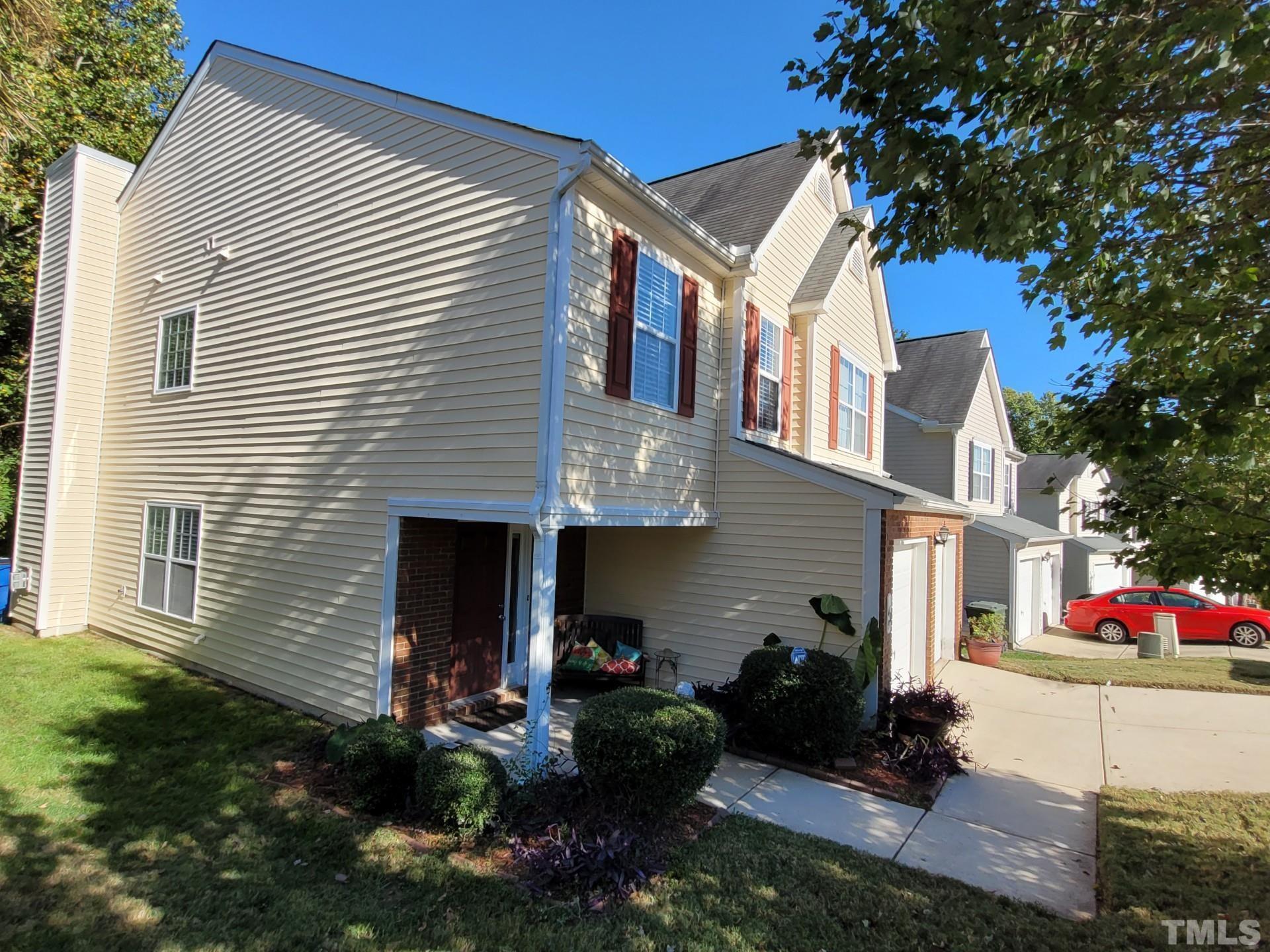 1409 Cricket Ridge Drive Raleigh, NC 27610 - Photo 3 of 29 Gallery Image 3