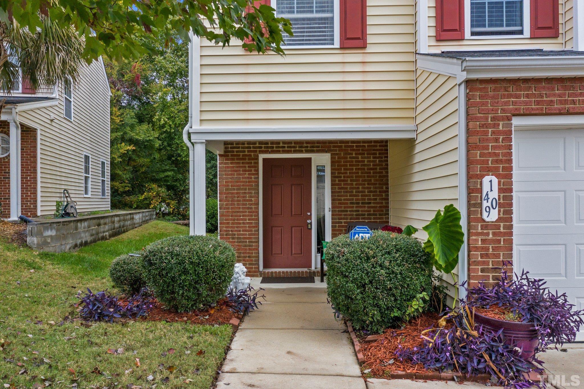 1409 Cricket Ridge Drive Raleigh, NC 27610 - Photo 6 of 29 Gallery Image 6