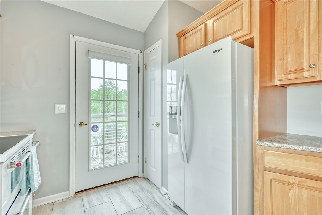 95 Eagle Pine Way Rochester, NY 14623 - Photo 16 of 38