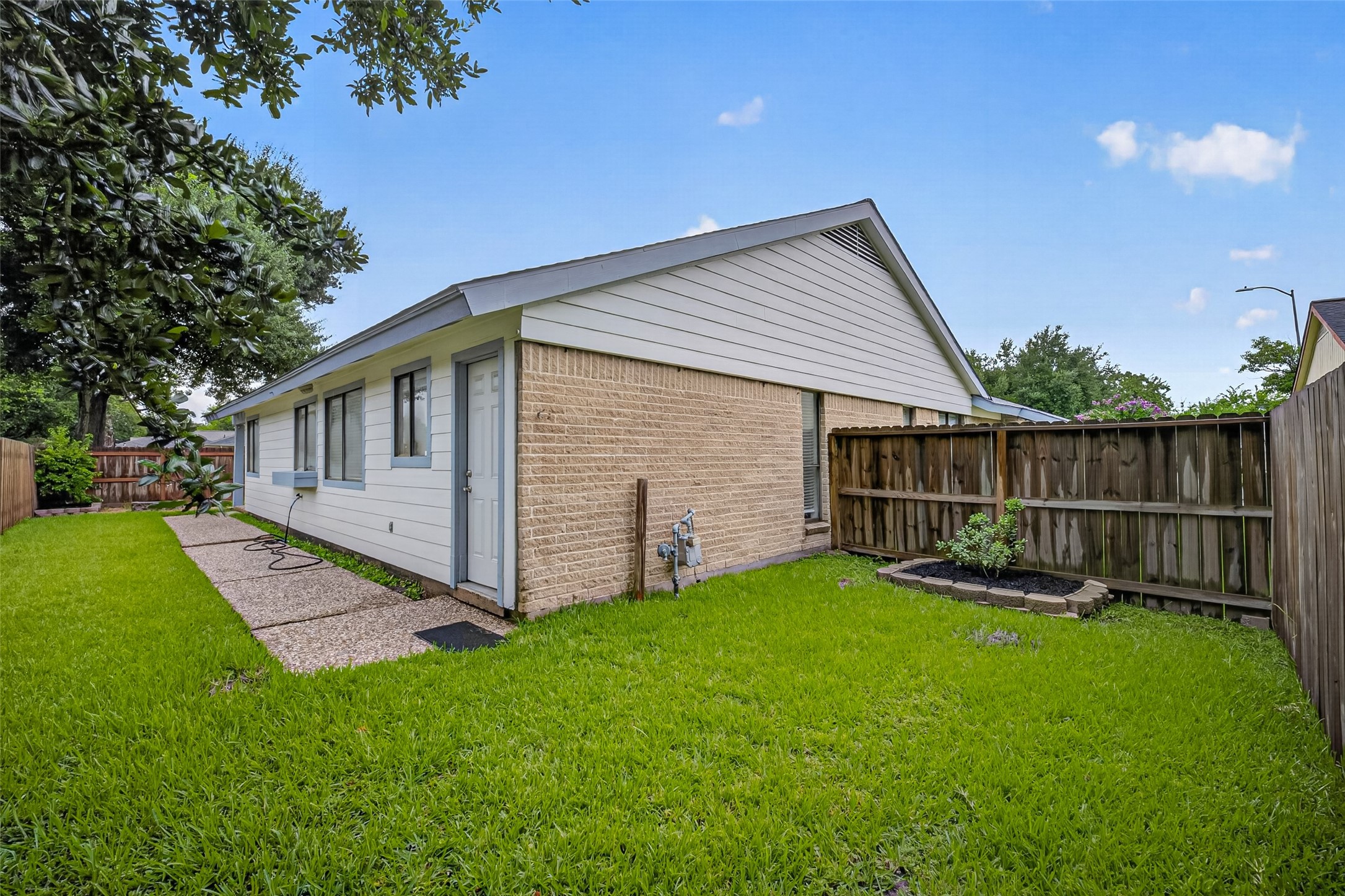 6122 Sanford Road Houston, TX 77096 - Photo 48 of 49