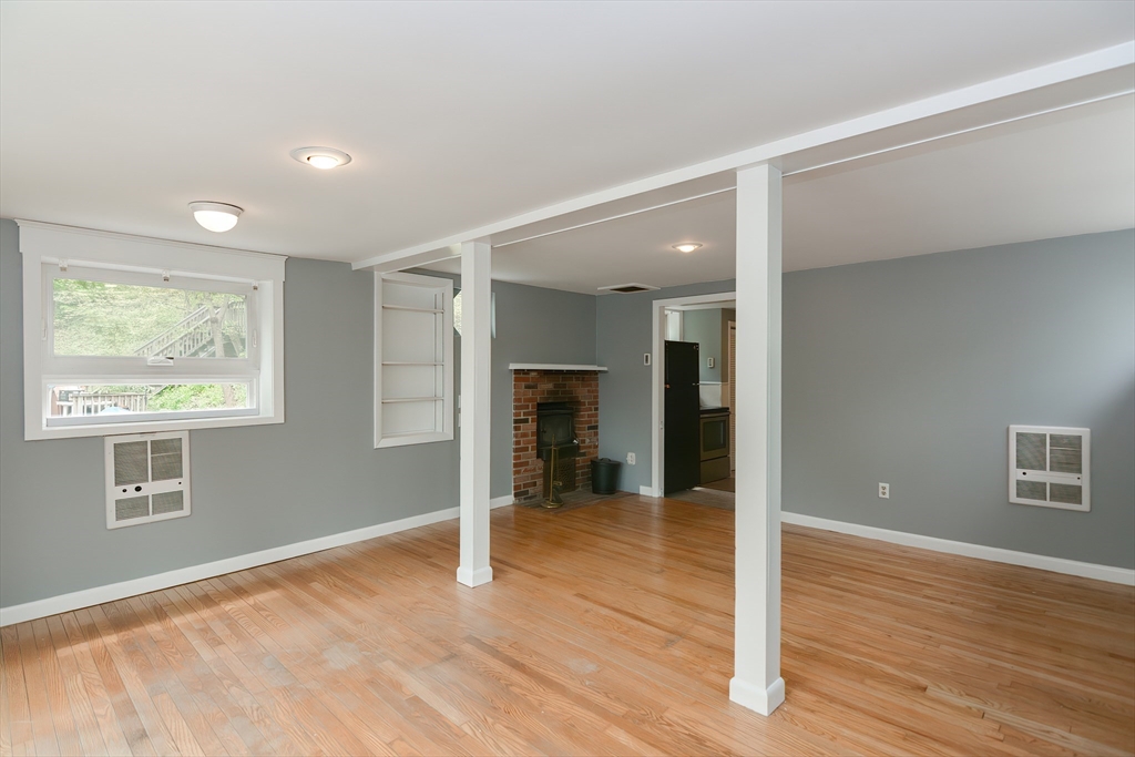 71 Walnut Road Wrentham, MA 02093 - Photo 21 of 39 Gallery Image 21