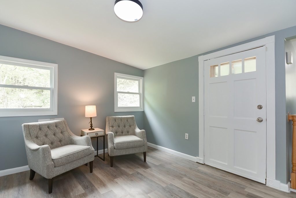 71 Walnut Road Wrentham, MA 02093 - Photo 4 of 39 Gallery Image 4