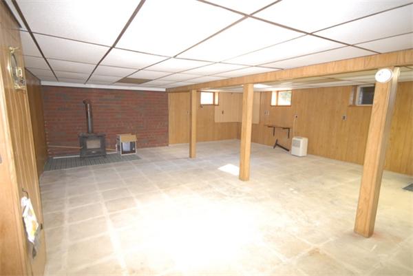 3 Regis Road Andover, MA 01810 - Photo 21 of 29