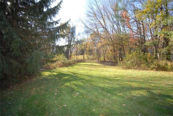 3 Regis Road Andover, MA 01810 - Photo 23 of 29