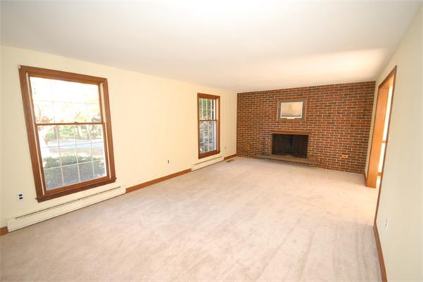 3 Regis Road Andover, MA 01810 - Photo 7 of 29