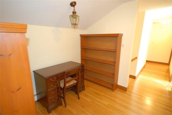 3 Regis Road Andover, MA 01810 - Photo 10 of 29