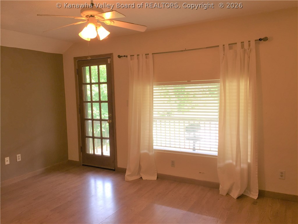 724 Oak Ridge Road Buffalo, WV 25033 - Photo 16 of 29 Gallery Image 16