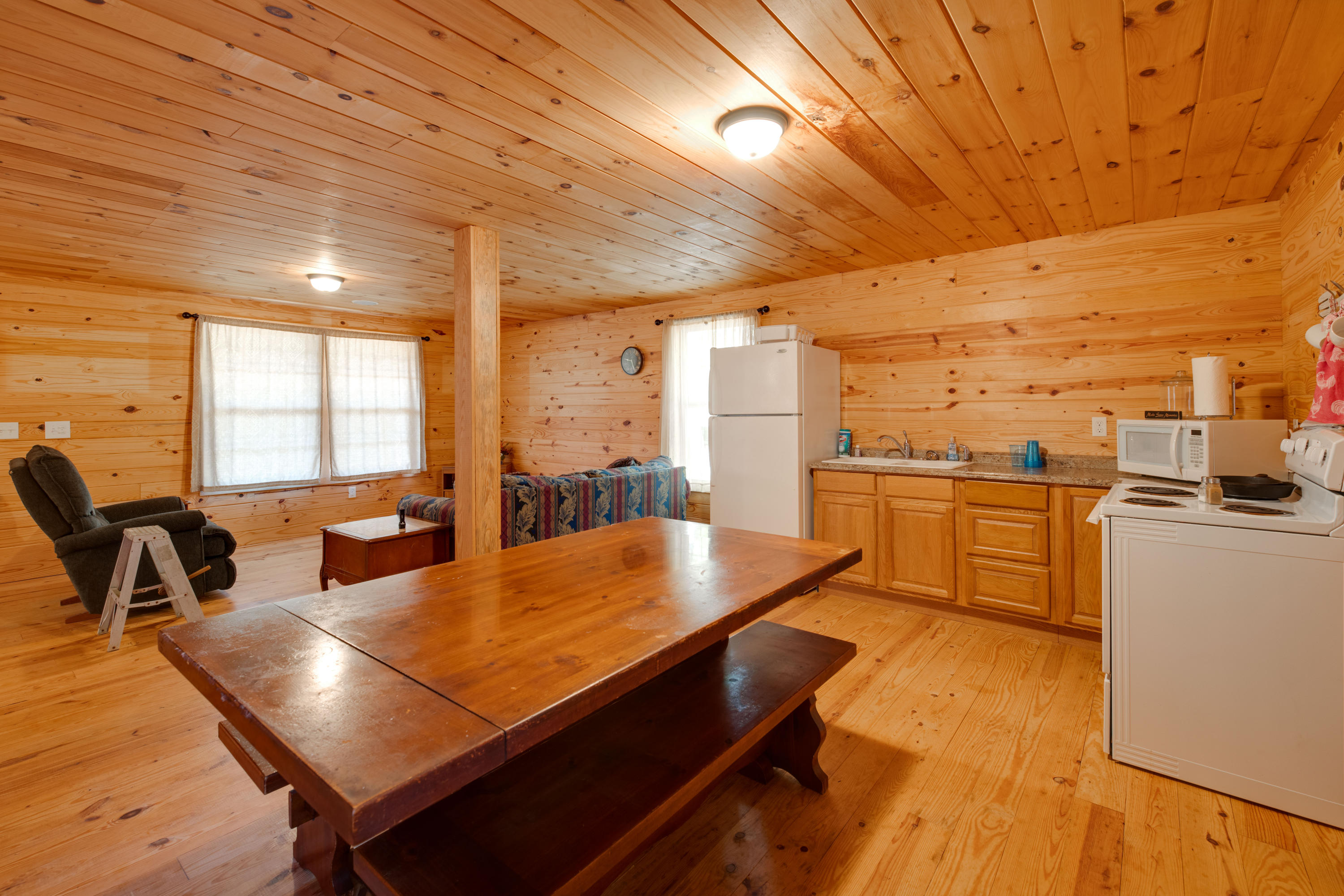 401 Johns Road Decatur, TN 37322 - Photo 13 of 42 D85_2249